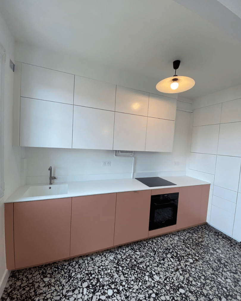 Cuisine rénovée et fonctionnelle dans le 94 avec cuisine équipée sur-mesure